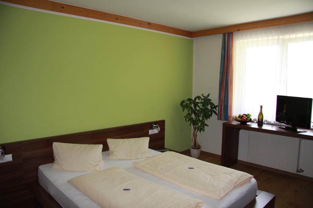 Sporthotel Mölltal Flattach Zimmer foto
